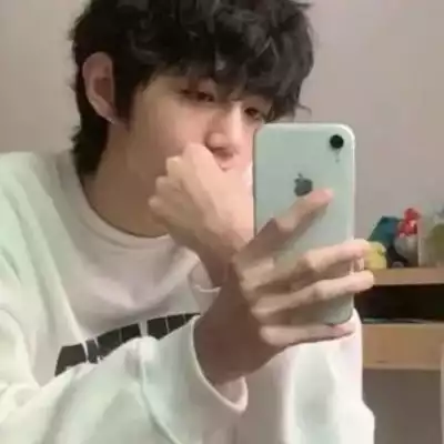 雍恨云